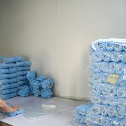 Non Woven Anti-Skid Shoe Covers Handmade